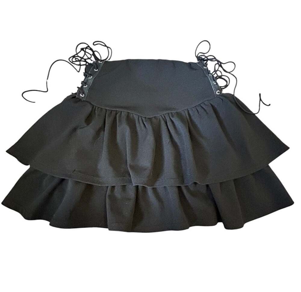 Attirance Black Lace-Up Side Tiered Ruffle Mini Skirt Y2K Gothic